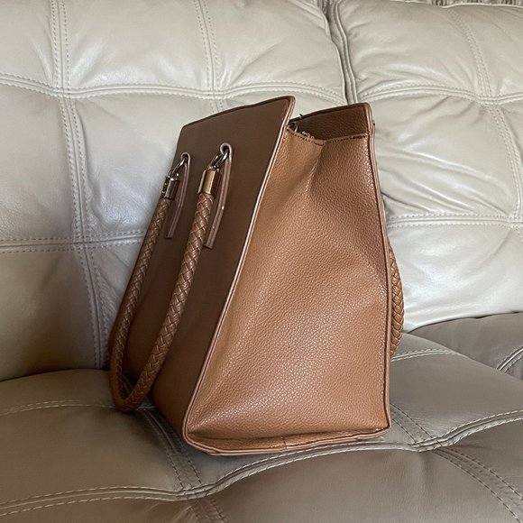 GUESS Monogram Pattern Handbag in TAN - Crossbody Shoulder Strap Included - Picture 8 of 11